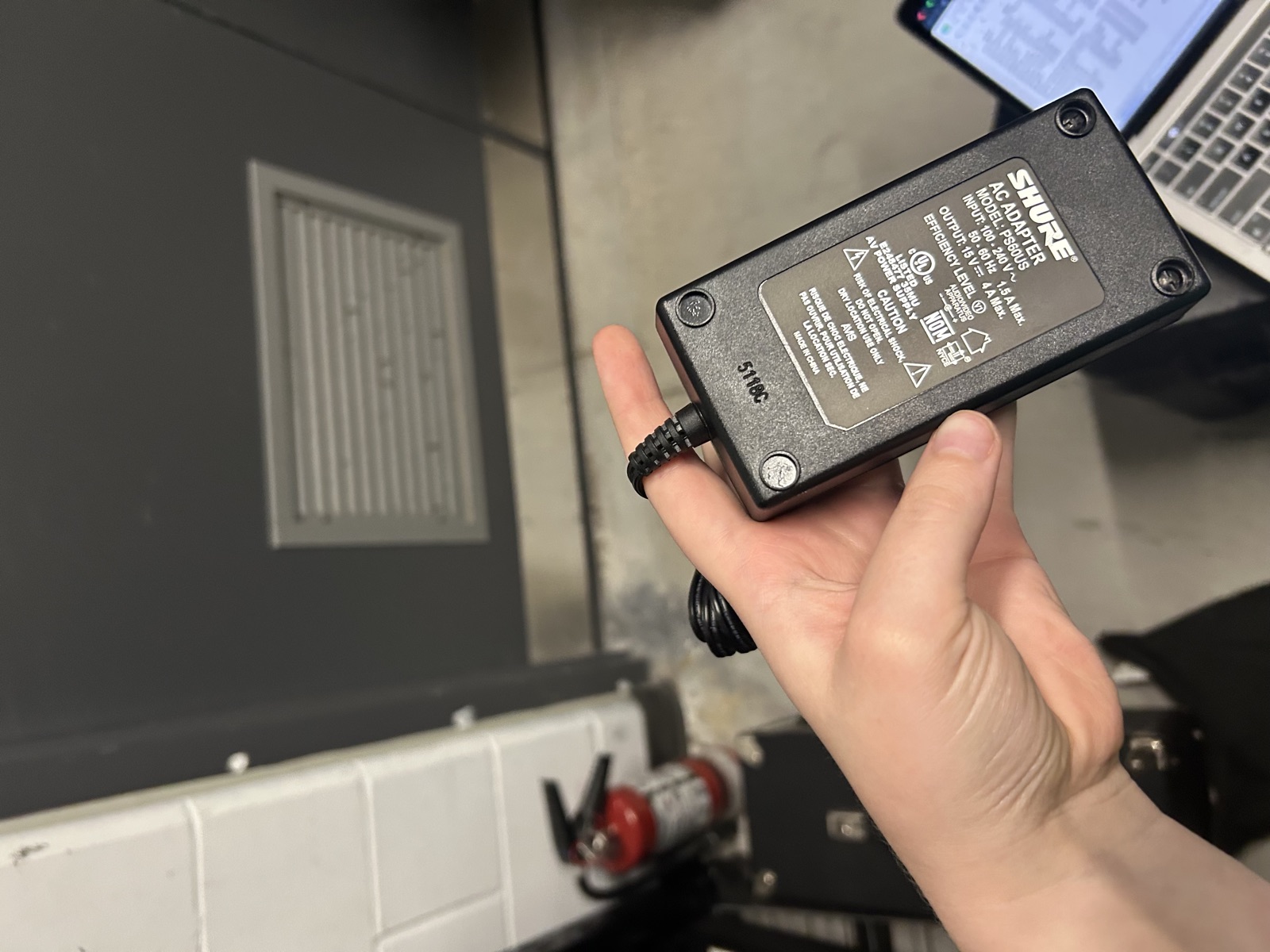 AC Adapter