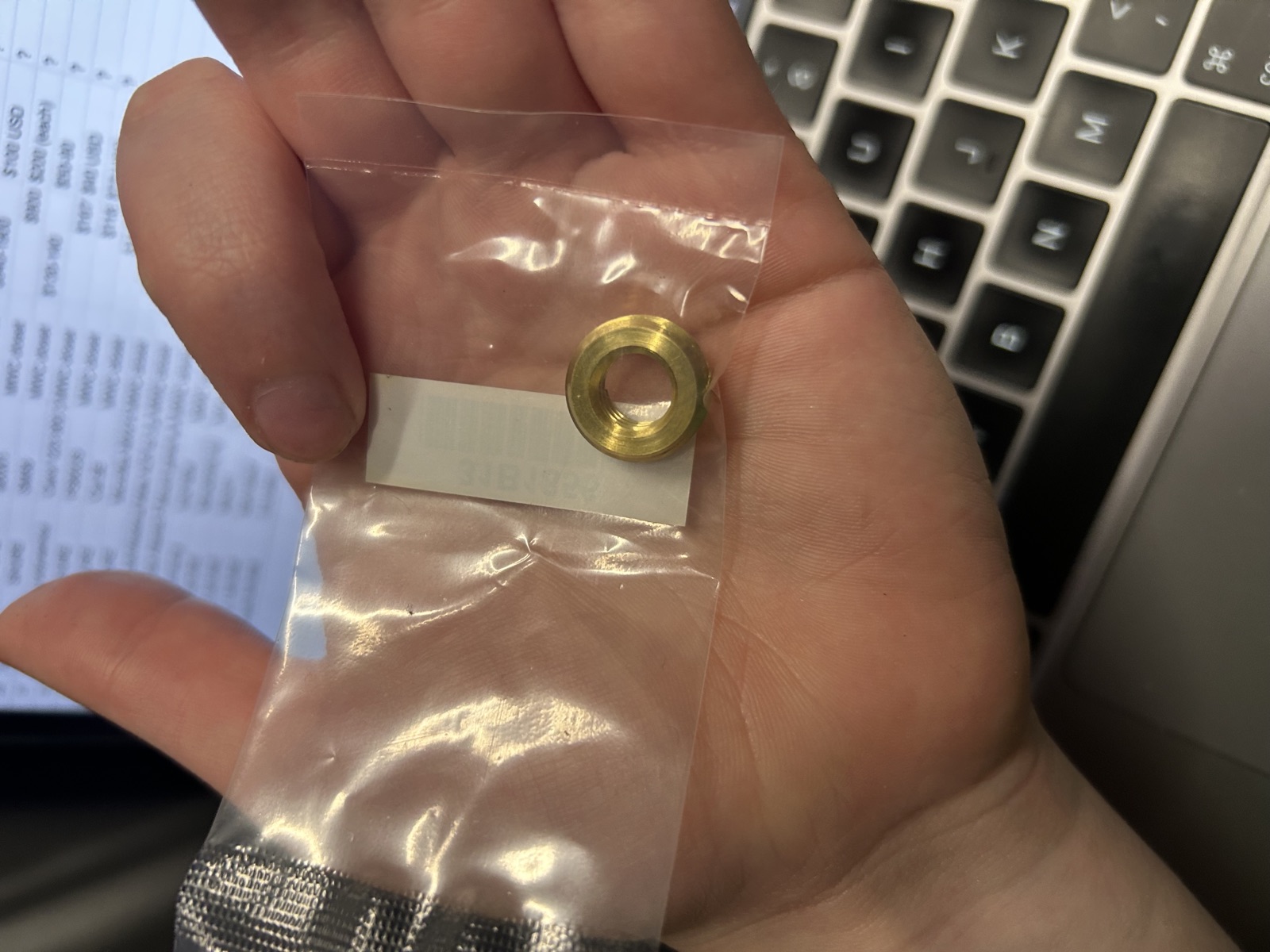 Mic stand thread adapter
