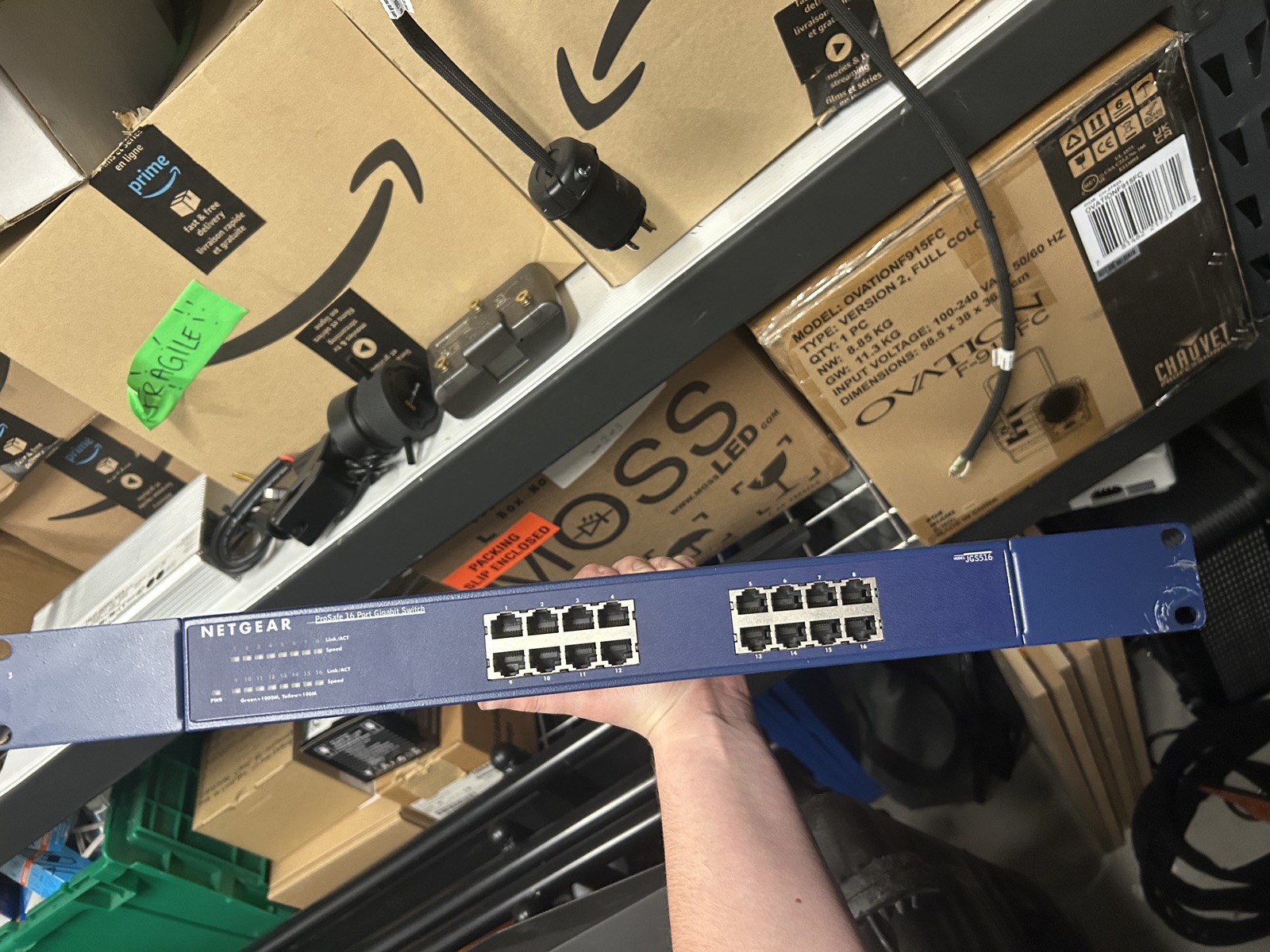 16-port Gigabit Ethernet network switch