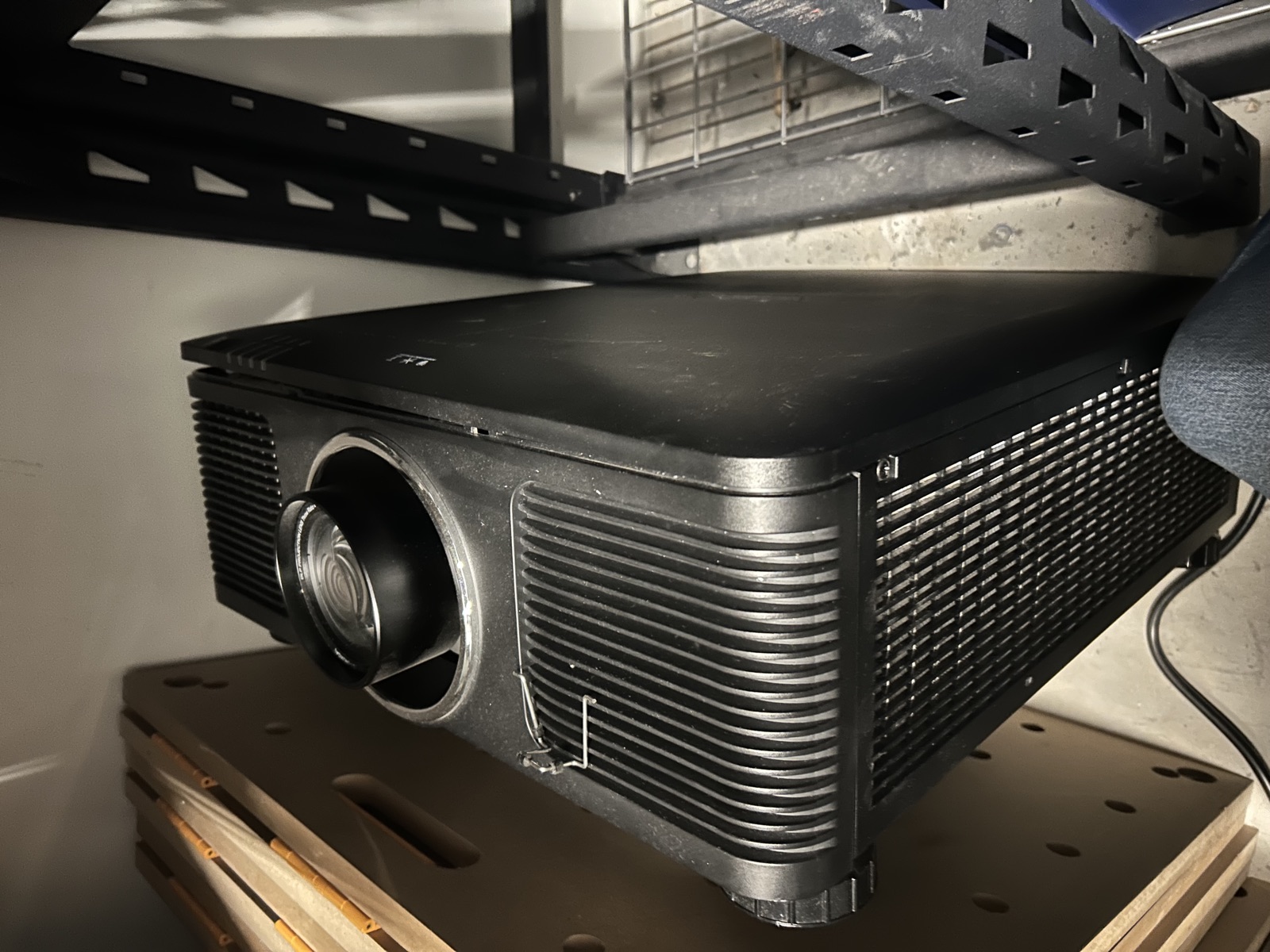 Commercial Large-Venue Laser Projector